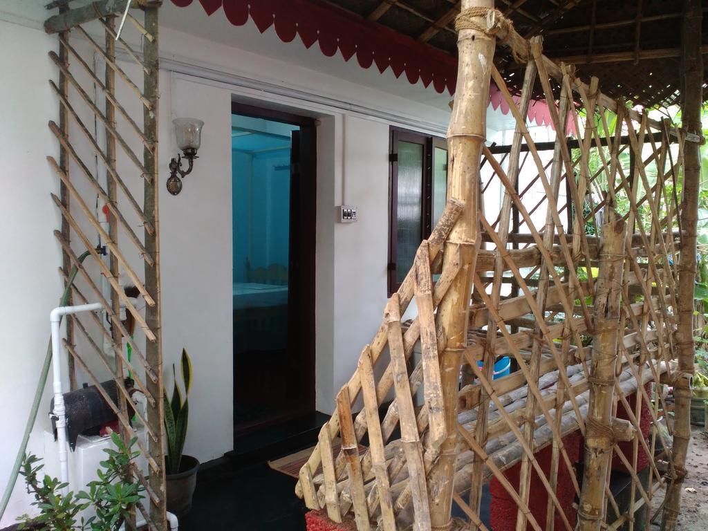Sea Hut Homestay Kochi Exterior photo