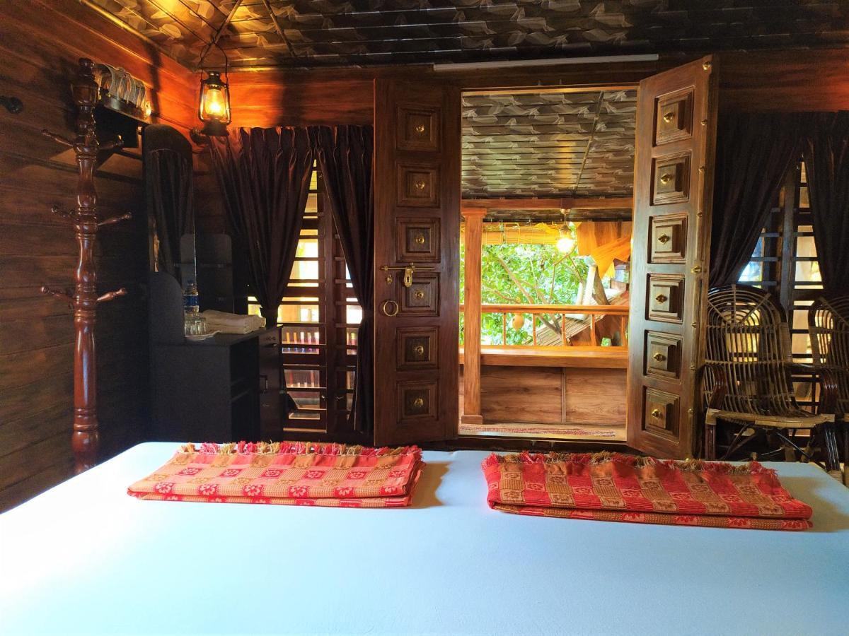 Sea Hut Homestay Kochi Exterior photo
