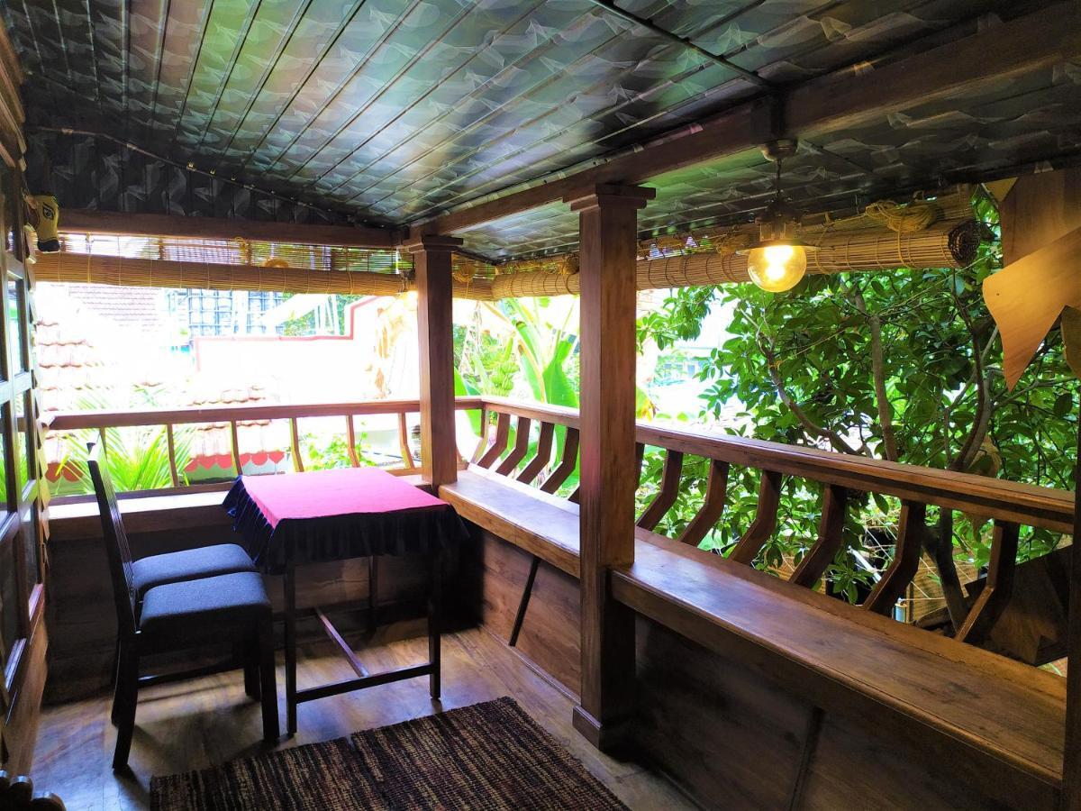 Sea Hut Homestay Kochi Exterior photo